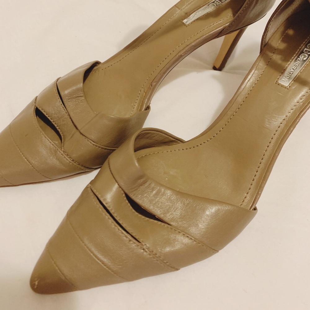 BCBG Generation Taupe Heels